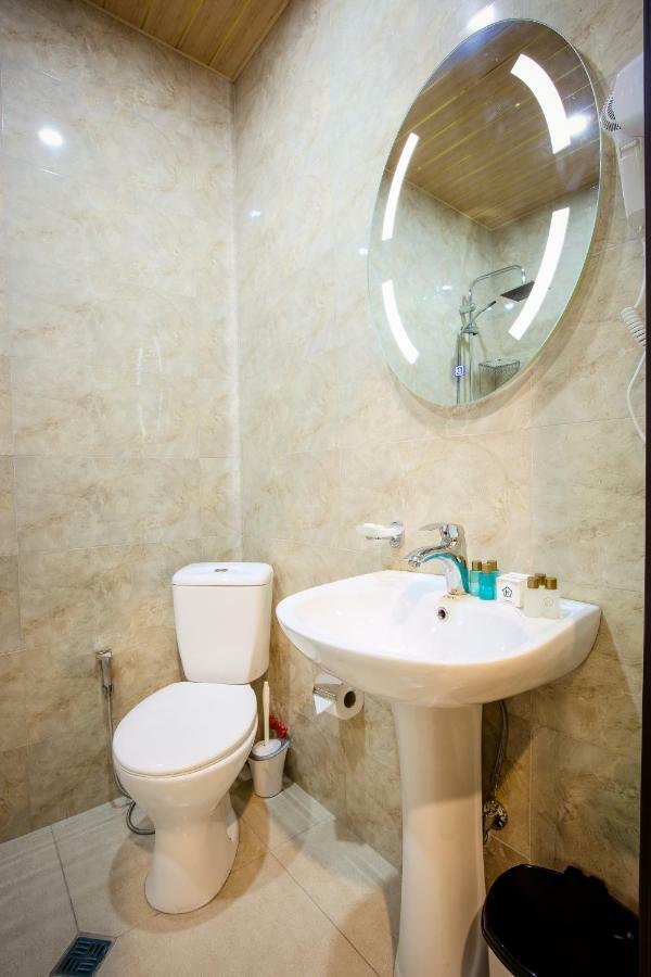 Hotel Comfort Tiflis Exterior foto
