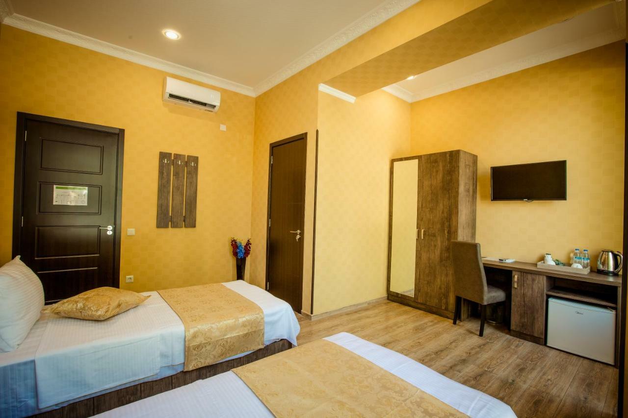 Hotel Comfort Tiflis Exterior foto